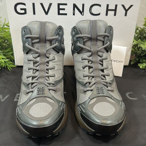 Givenchy Men's GIV 1 High Top Combo Sneakers Size 40 - Picture 4 of 13